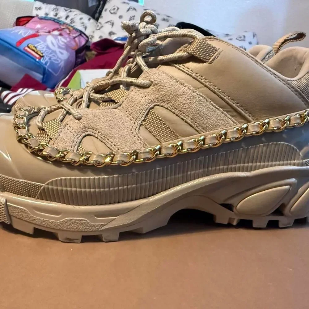 Burberry Women's Cream and Tan Trainers